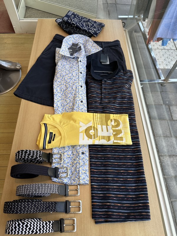 Herrenmode Schaufensterdeko Vorschau 1
